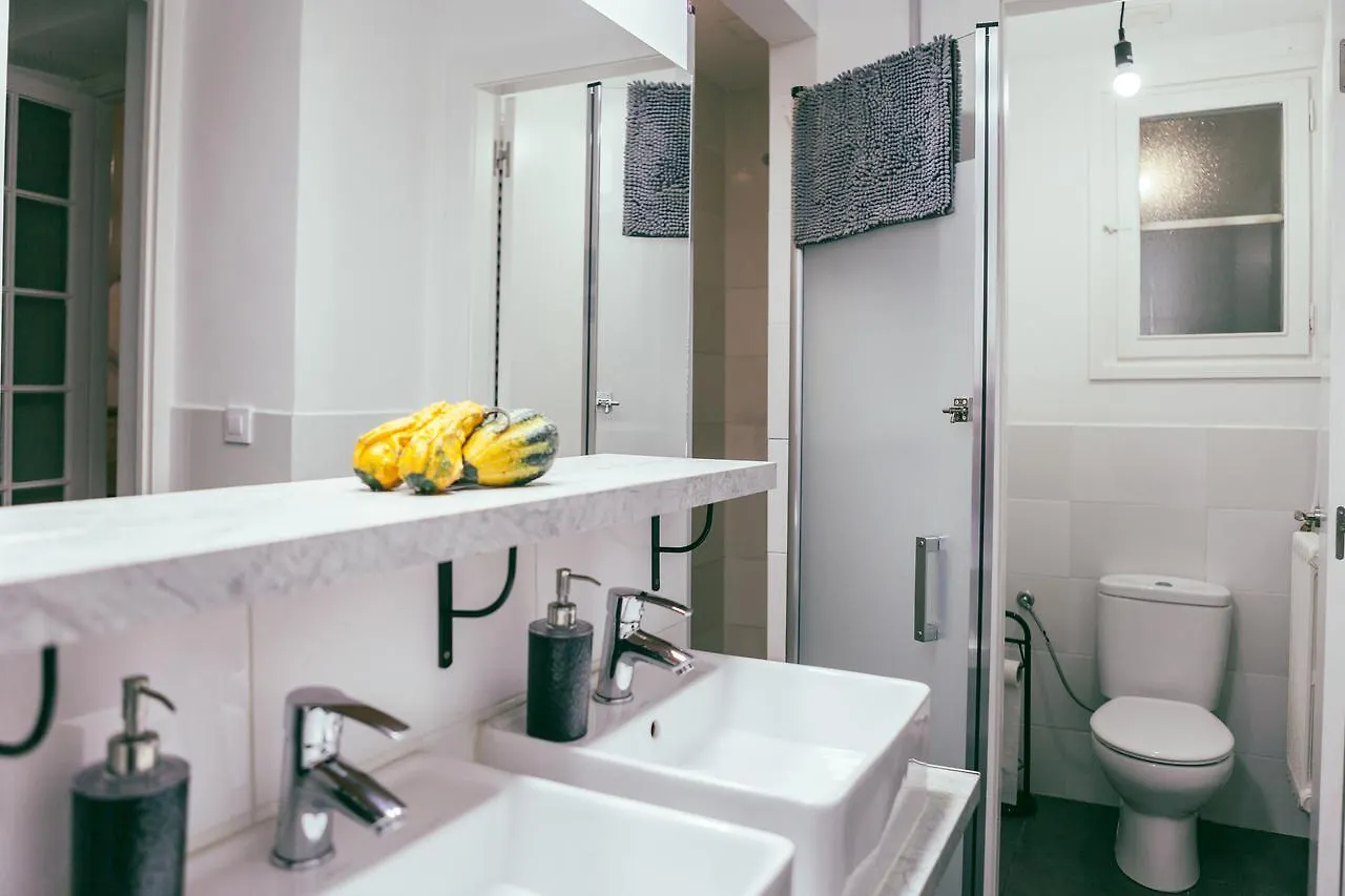 Mucha Masia Hostel Rural Urba El Prat de Llobregat Spagna
