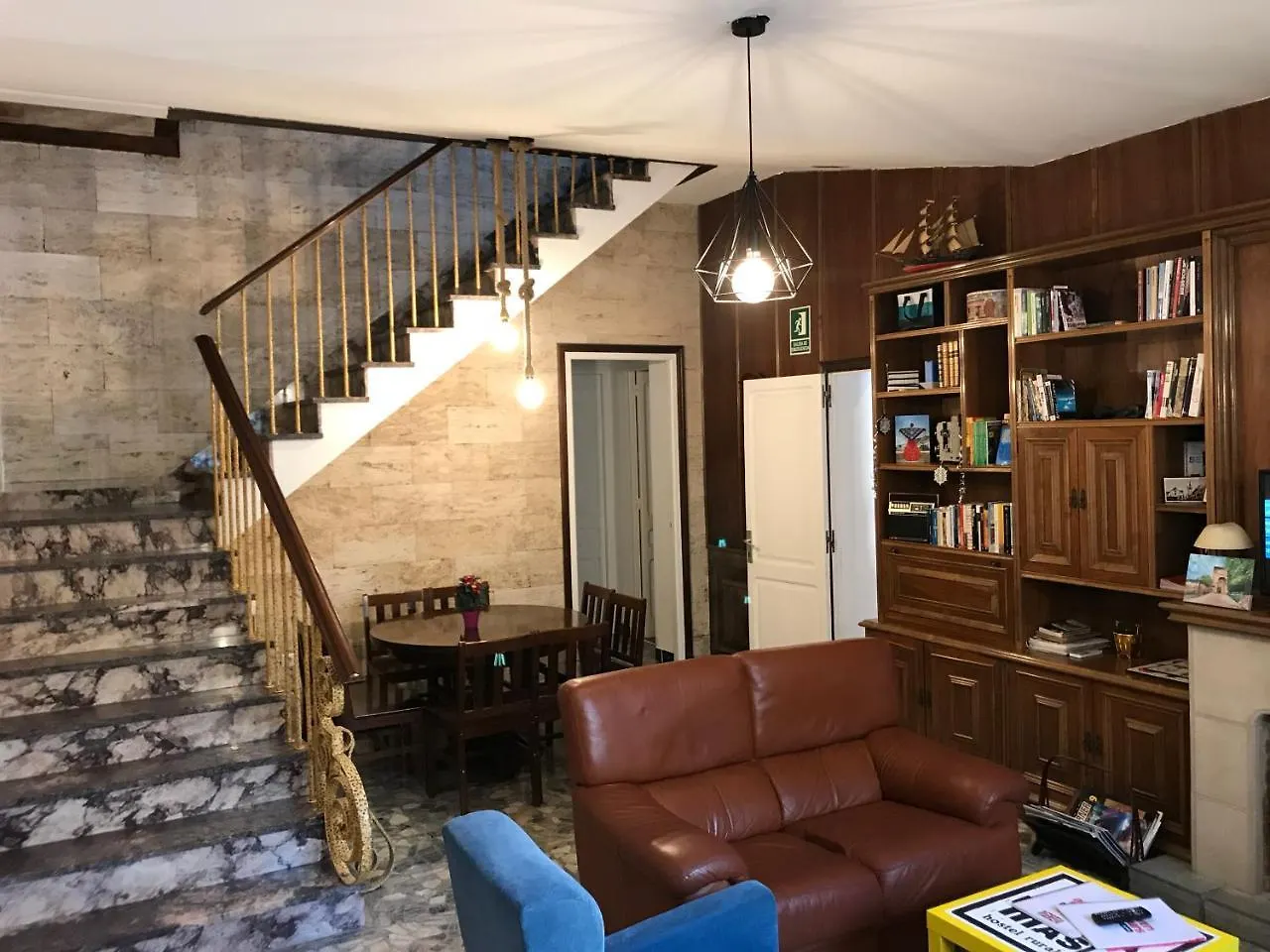 Mucha Masia Hostel Rural Urba El Prat de Llobregat 0*,