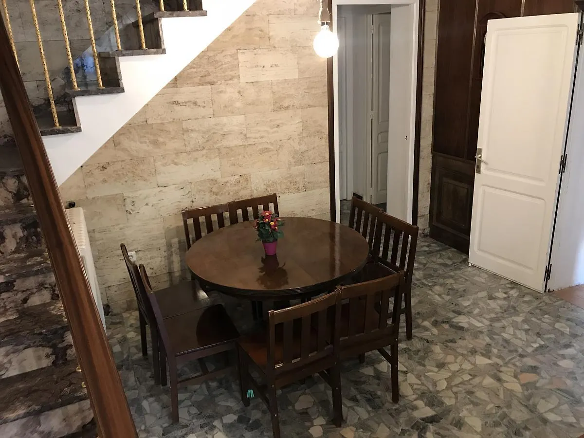 Mucha Masia Hostel Rural Urba El Prat de Llobregat